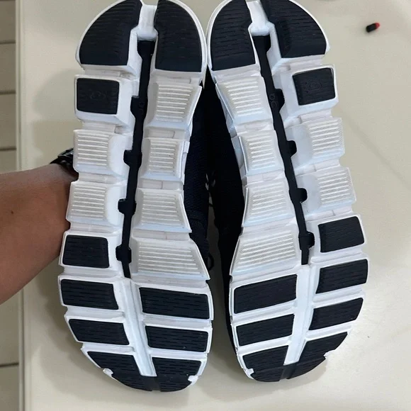 On Running Black and White Athletic Shoes - Picture 4 of 4